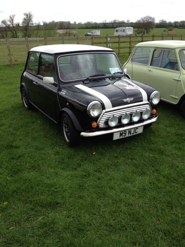 Black classic Mini